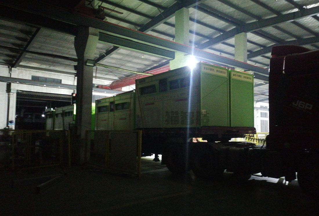 貓先生智能廢品回收箱，再生資源收集柜，小區(qū)垃圾回收站生產(chǎn)廠家